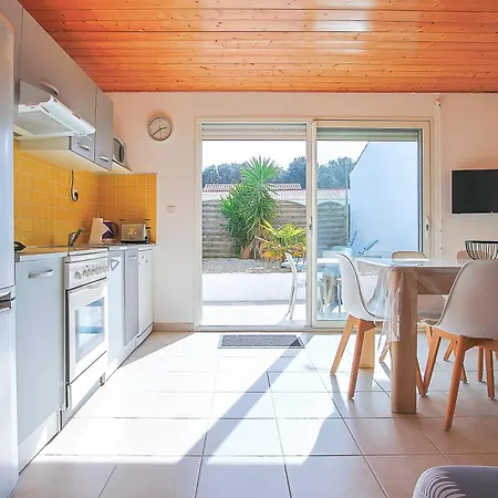 Prázdninový dům Outrem'her Maison Bord De